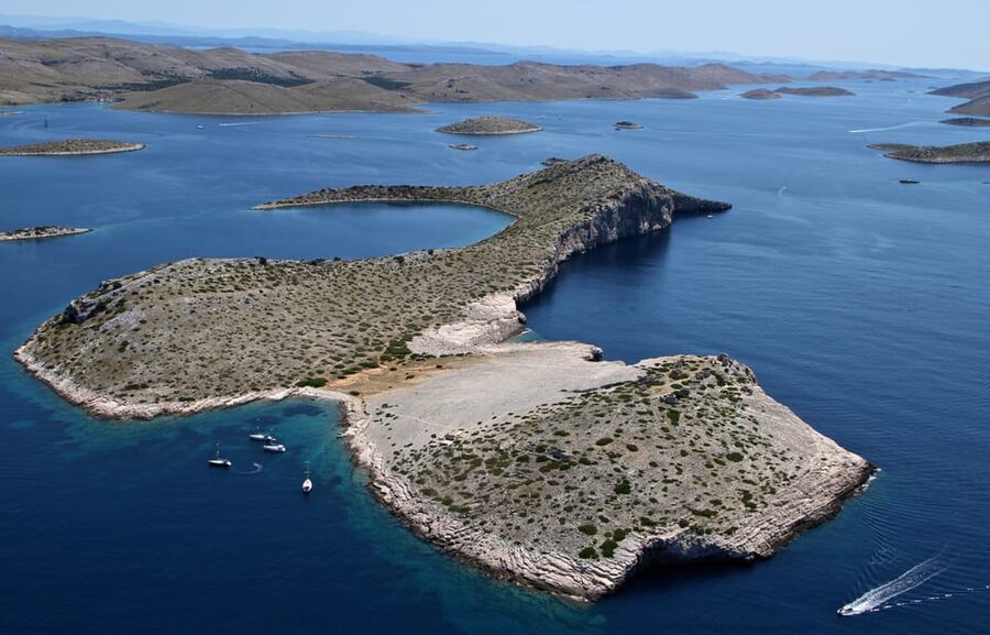 Molat Island Dolphin Watching Boat Tour 6hours TOUR - Lunch quality: more than just fuel
