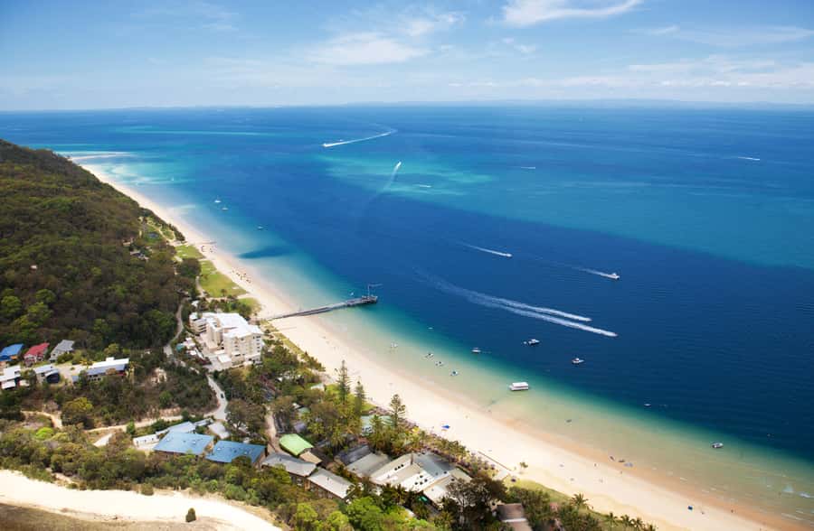 Moreton Island: Desert Safari Tour & Dolphin Viewing - Resort access: what the Tangalooma Island Resort day pass really gives you