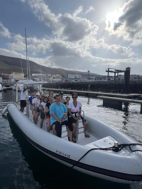 Morro Jable:Dolphin & Whale Watching Boat Tour & Snorkeling - The 2.5-hour plan: what happens from the dock to the anchor bay