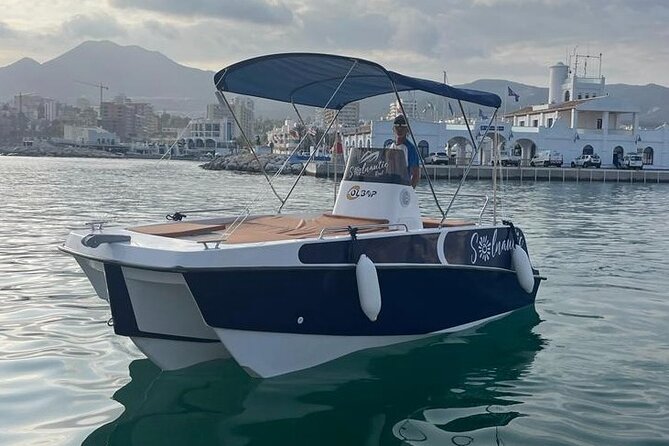 New 2025!! Unlicensed boat for dolphin watching - Price and value: $59.57 per group, then fuel