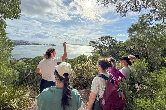 Newcastle: Port Stephens day tour. Dolphins, hike, swim. - Aussie Bob’s lunch stop: locally caught seafood without the wait
