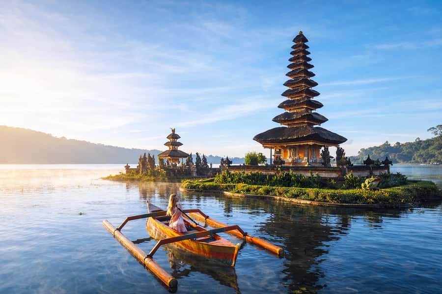 North Bali: Dolphin, Ulun Danu Temple, & Banyumala Waterfall - North Bali in one day: the big-picture plan