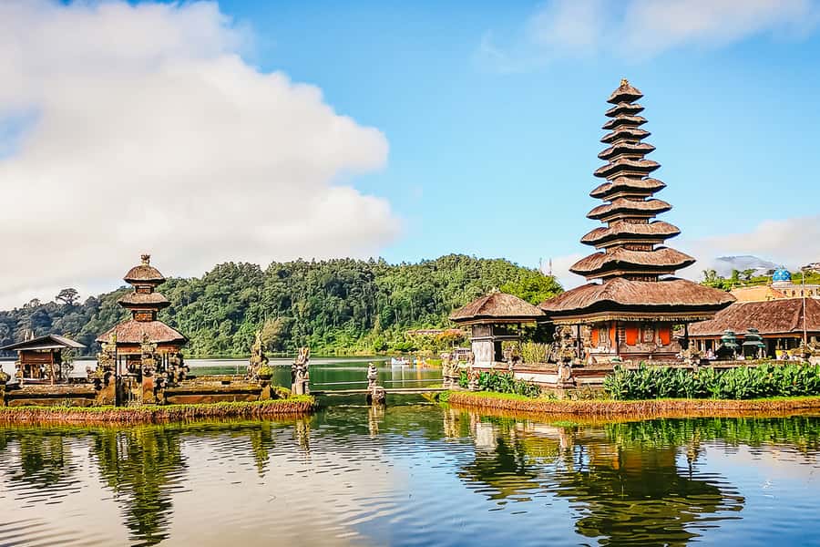 North Bali: Sunrise Tour with Dolphins, Waterfalls & Temples - Gitgit Waterfall: Jungle Walk, Cooling Stops, and a Real Pace Change