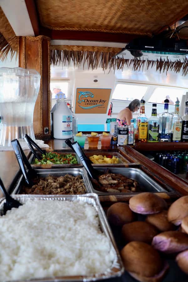 Oahu: Snorkeling & Dolphin Watch Cruise w/ Luau Style Buffet - The Luau-Style Buffet and Tiki Bar Drinks After the Water