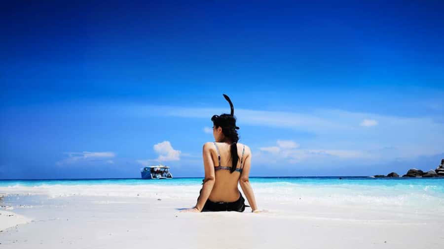 Phuket: Raya Island, Maithon Island, & Dolphin Spotting Tour - Getting picked up and why the day starts early