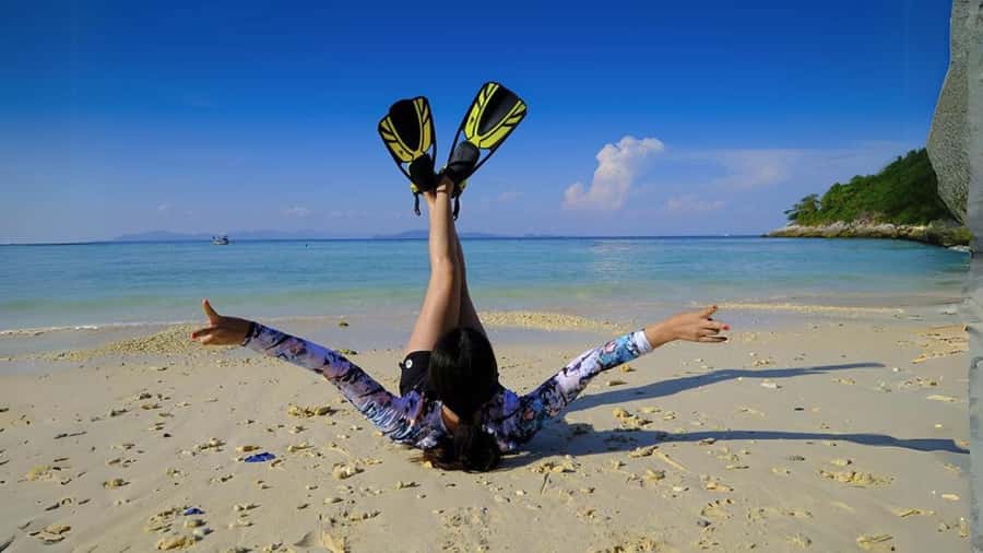 Phuket: Raya Island, Maithon Island, & Dolphin Spotting Tour - The long water jump to Maithon Island for dolphins