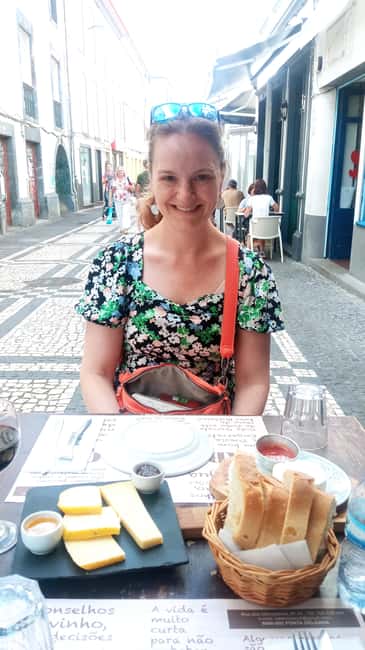 Ponta Delgada: Fat Dolphin Food Tours - Practical details that affect your comfort