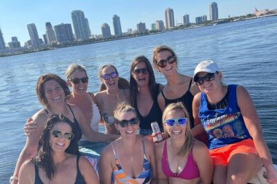 Private Boat: Island Cruise and Dolphins - Coffee Pot Bayou and the Bird Sanctuary Stop