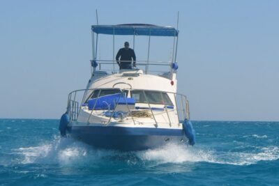 Private Boat to Dolphin House Full day Snorkeling Sea Trip Max 10 Pax - Hurghada - Sharb el Erg stop: using the day’s midsection wisely