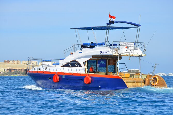 Private Dolphin House Boat Tour with Snorkeling & Lunch– Hurghada - Snorkeling with a guide: what you get and how to make it easier
