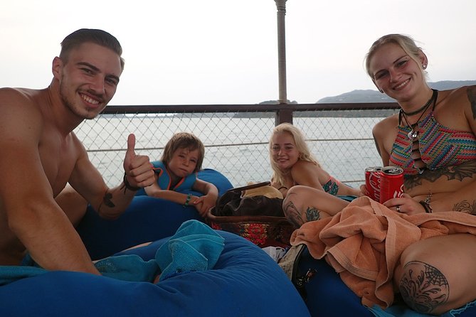 Private Full-Day Blue Dragon Yacht for Snorkeling Koh Tan & Visit Pink Dolphin - Ko Mat Sum (Pig Island) and the weather-based swaps