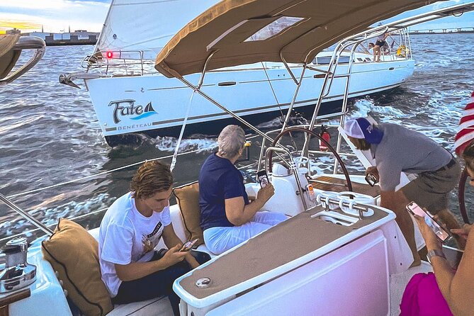 Private Morning Sail, Dolphin and History Tour on Mystique - History without the lecture: how the skipper turns the waterfront into a story