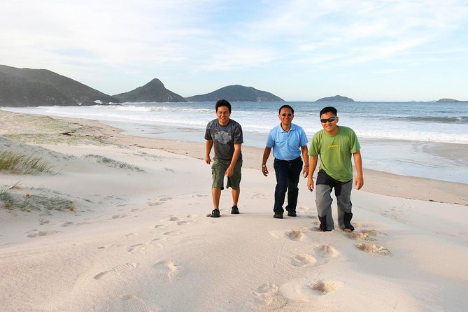 Private Port Stephens Day Trip from Sydney incl Dolphin Cruise - The Guides Make a Difference: Chris, Steve, and Jonathan