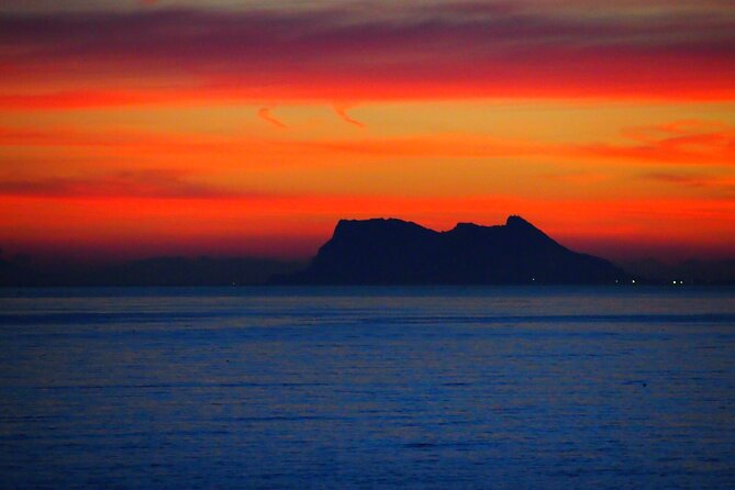 Private Sailing - dolphin Experience Estepona - drink & food - 4h - Snorkel and swim strategy: when the water is right