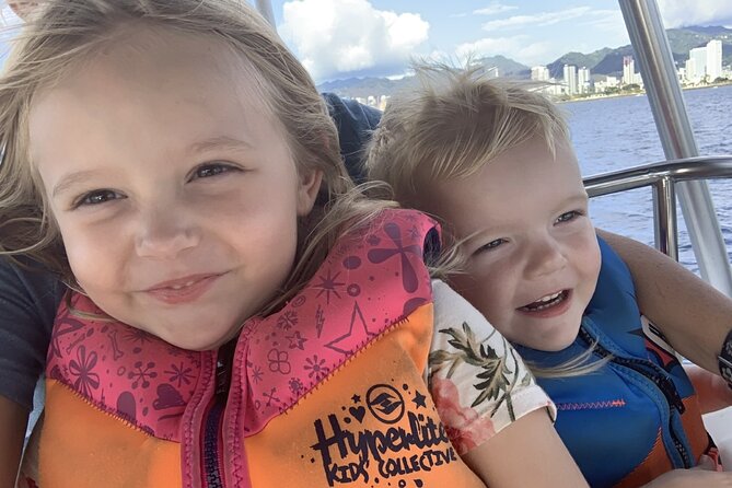 Private Whale Watching and Dolphin Excursion - The wildlife mission: whales, dolphins, and turtles in their natural rhythm
