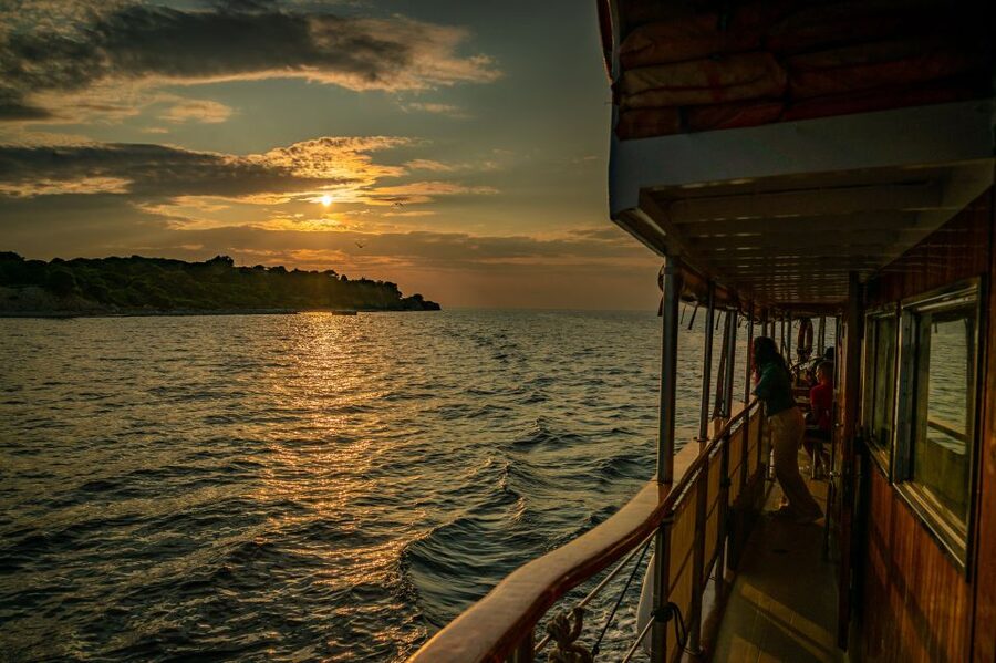 Pula: Brijuni National Park Sunset, Dolphins & Dinner Cruise - FAQ