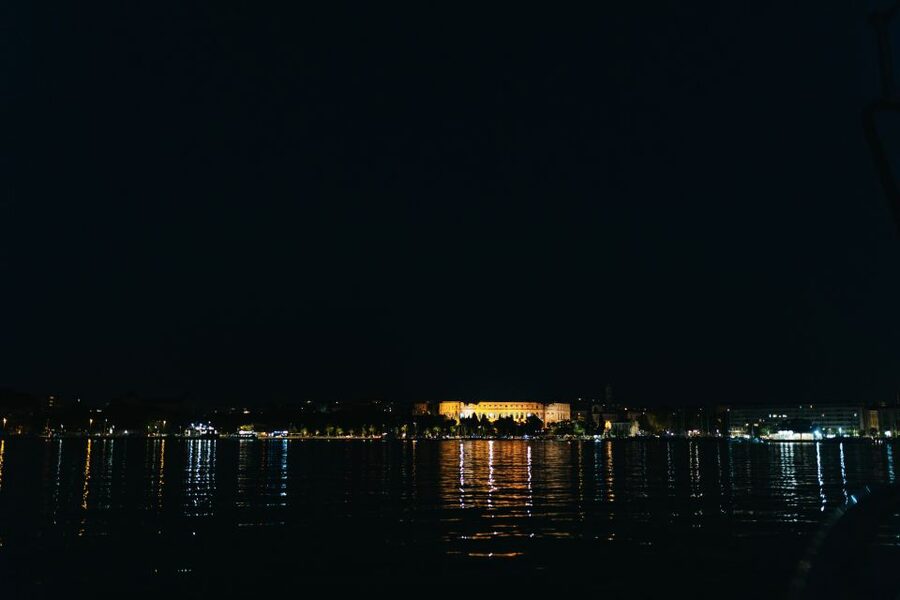 Pula: Brijuni Sunset Dolphin Cruise with Dinner & Drinks - Dinner onboard: grilled mackerel, chicken, or vegetables