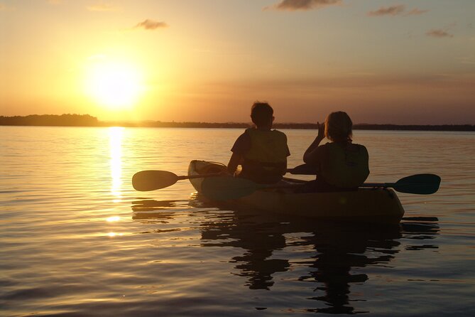 Rainbow Beach: Dolphin & Wildlife Ocean Kayak & Beach 4WD Tour - Views you don’t have to work for
