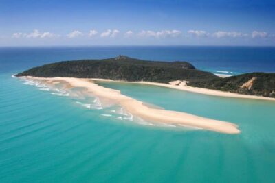 Rainbow Beach: Kayaking with Dolphins and Beach 4WD Tour - The 4WD beach drive: Fraser Island views and Rainbow Beach sands