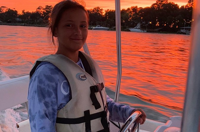 Savannah Sunset Dolphin Eco Tour - Booking timing: why 25 days makes sense