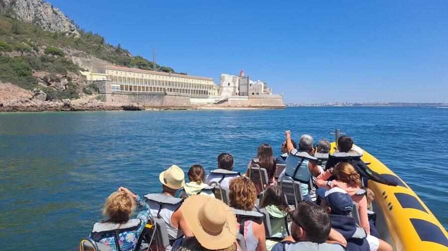 Setúbal and Tróia: Dolphin Watching and Arrábida Bays - Timing: what 2 hours feels like in real life