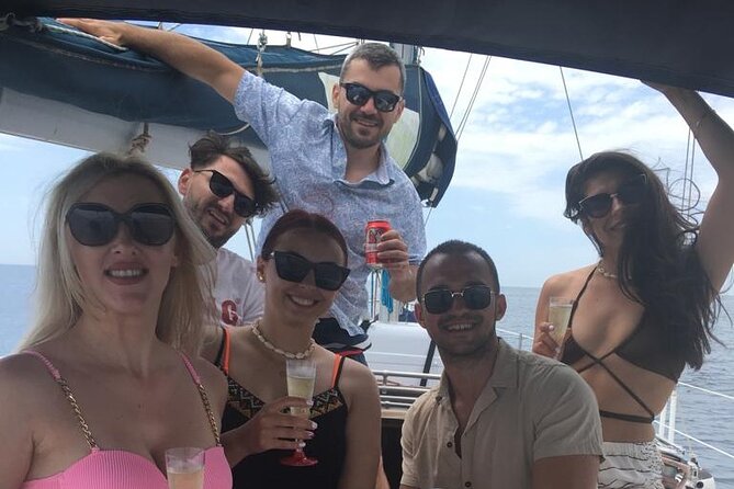 Shared Sailboat Experience Feel nature with dolphins - Quick highlights before you go