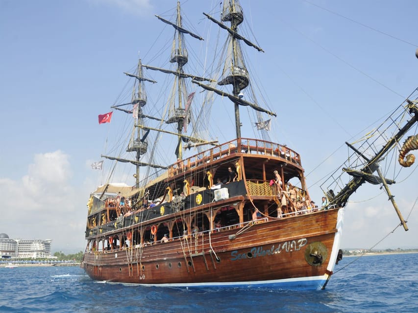 Side: Dolphin Island Boat Tour, Lunch, Sotf Drinks& Swimming - Key highlights at a glance