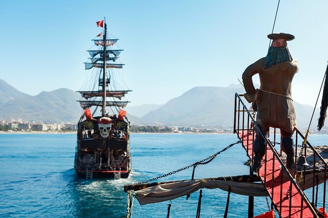 Side Dolphin Island Boat Trip With Lunch And Soft Drinks - Cruise by Side’s coast: what you see before the water stops
