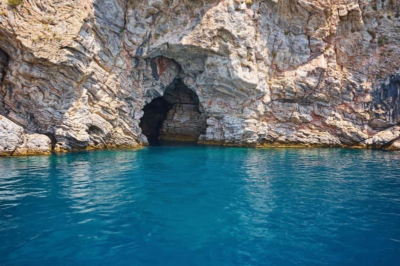 Side: Dolphins Island Cruise with Swimming Stops and Lunch - Key things to know before you go