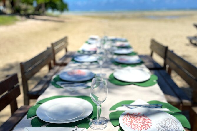 Signature Experience: Dolphins and Flavors of the Sea - A 7-hour mix of Le Morne wildlife and Ile aux Benitiers lunch