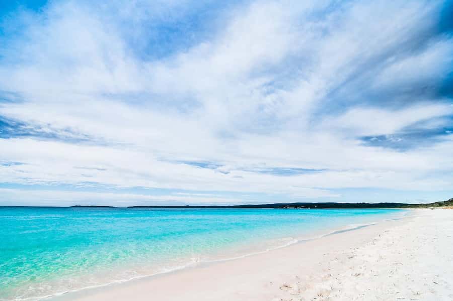 Sydney: Port Stephens Day Trip with Dolphin Cruise or Hike - Nelson Bay lunch time and a calm pause by the water