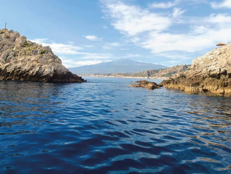 Taormina and Giardini Naxos: 2 Hour Dolphin Tour & Grotto - Isola Bella photo stop: short time, big payoff
