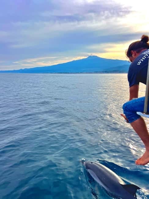 Taormina: Dolphin Tour and Sunset Aperitif Boat Tour - Isola Bella and the Famous Coastal Stops