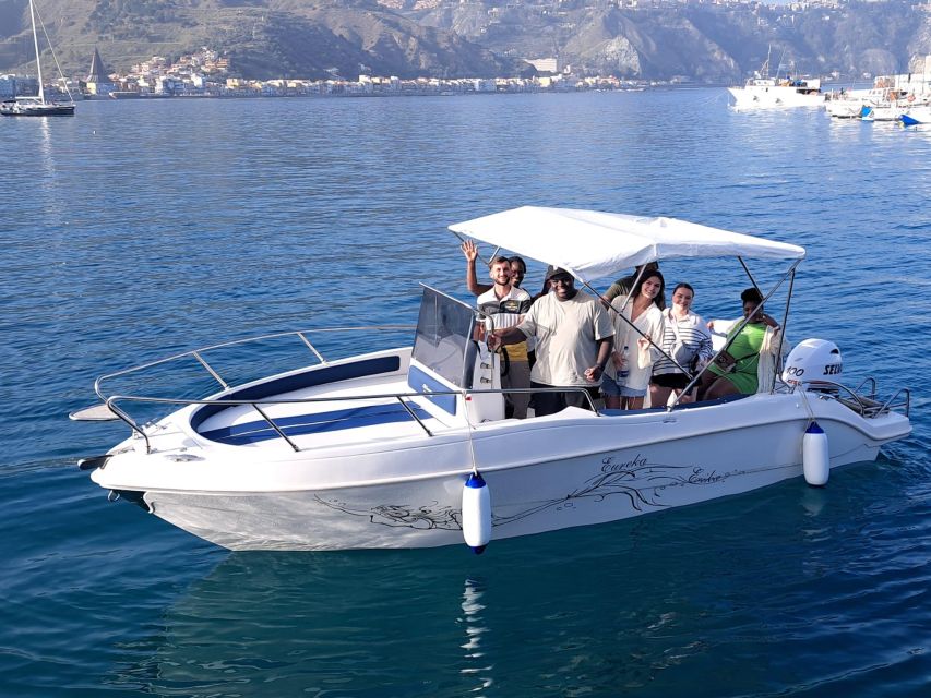 Taormina Sunset tour in search of dolphins with aperitif - Aperitif Hour: Prosecco and Seasonal Fruit (And Why Timing Is Everything)