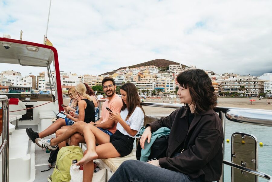 Tenerife: Eco-Yacht Whale and Dolphin Watching and Swimming - Ethical whale and dolphin watching that means no chasing