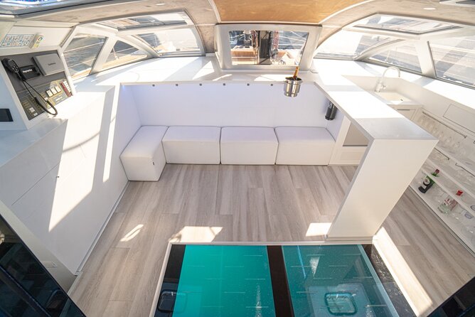Tenerife Whales and Dolphins Watching Experience in Catamaran - The Cove Stop: When the Trip Becomes a Beach Day at Sea