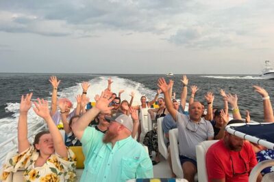 Thriller Speedboat Dolphin Tours in Destin Florida - The Route That Guides Your Dolphin Chances