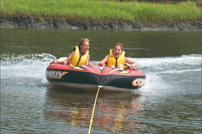 Tubing and Dolphins Up to 6 Guests - Hilton Head’s salt marsh cruise: dolphins, birds, and the slow pace
