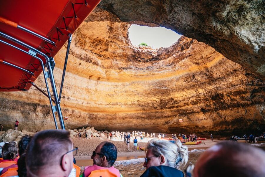 Vilamoura: Benagil Cave Boat Tour with Entry&Dolphin search - Price and value: what $49 buys in Benagil time