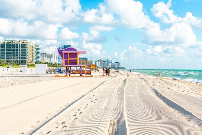 Your Private Miami Yacht Tour with Music and Fun - Boat Comfort Checks: A/C, Cabin Access, and Boat Condition